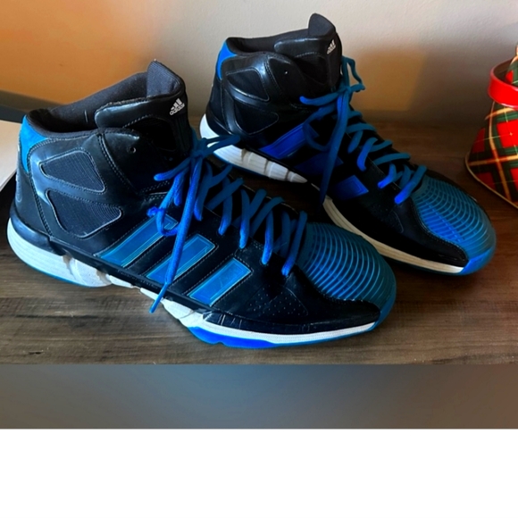 Addidas mens (size 17) - Picture 1 of 5